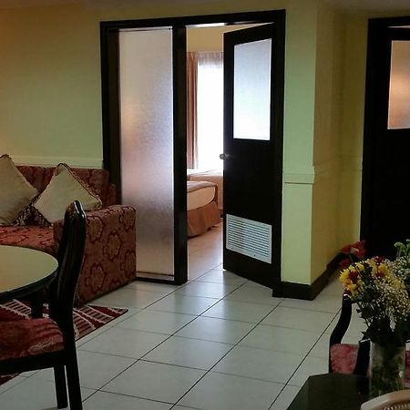 Aparthotel Deebaj Al Khabisi Plaza à Dubaï Extérieur photo