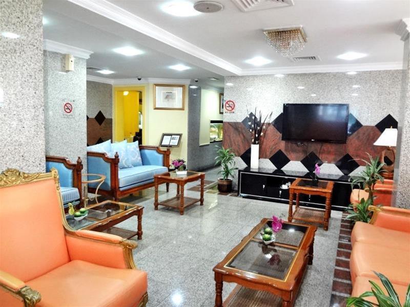 Aparthotel Deebaj Al Khabisi Plaza à Dubaï Extérieur photo